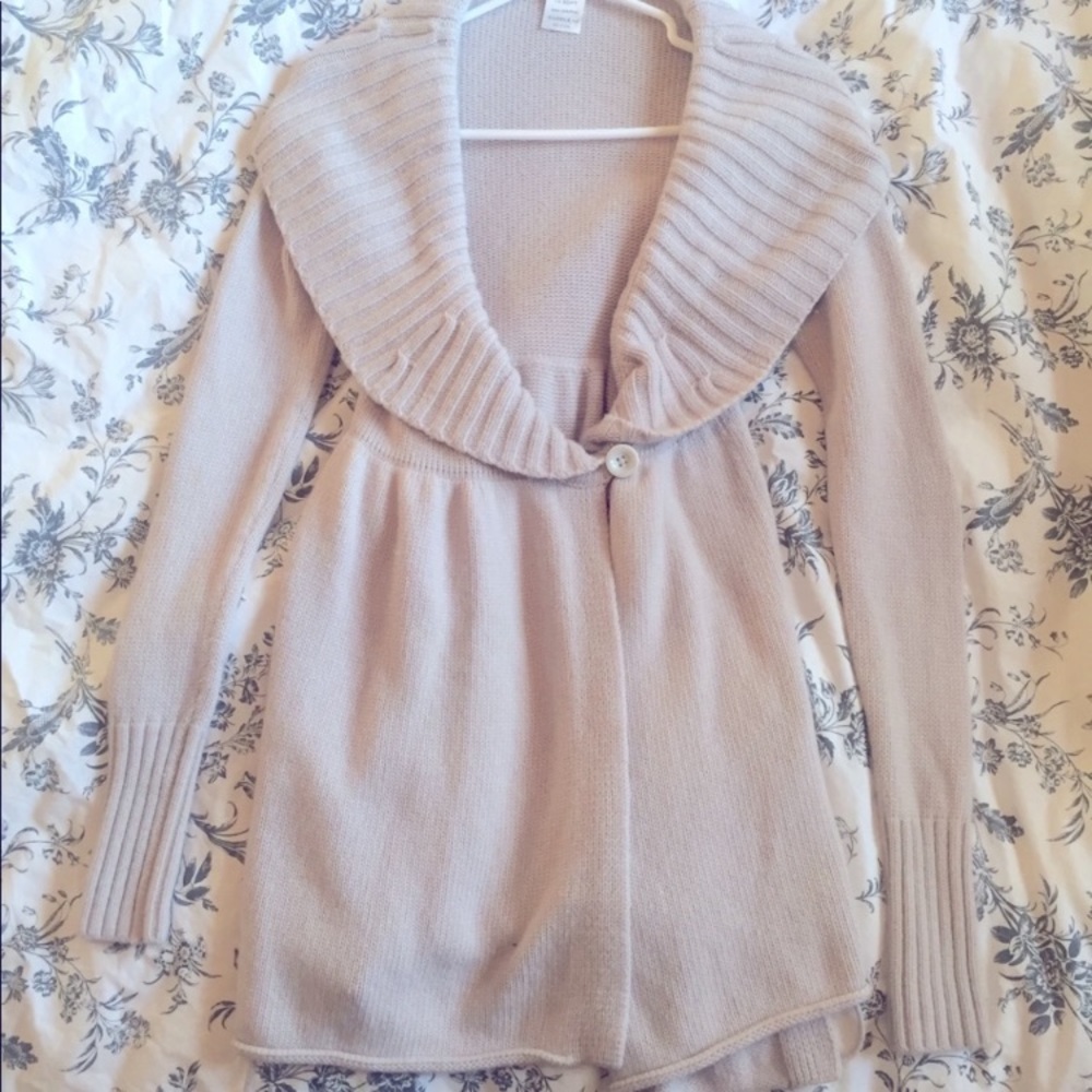 Aritzia Talula cardigan